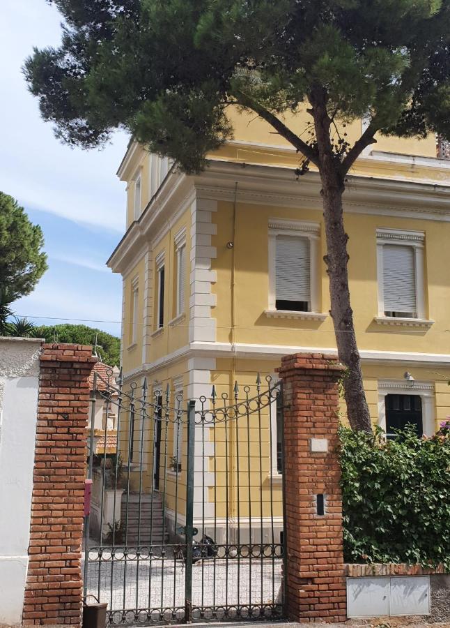 Suite LA MARINELLA località Caccia Riserva Santa Marinella Exterior foto